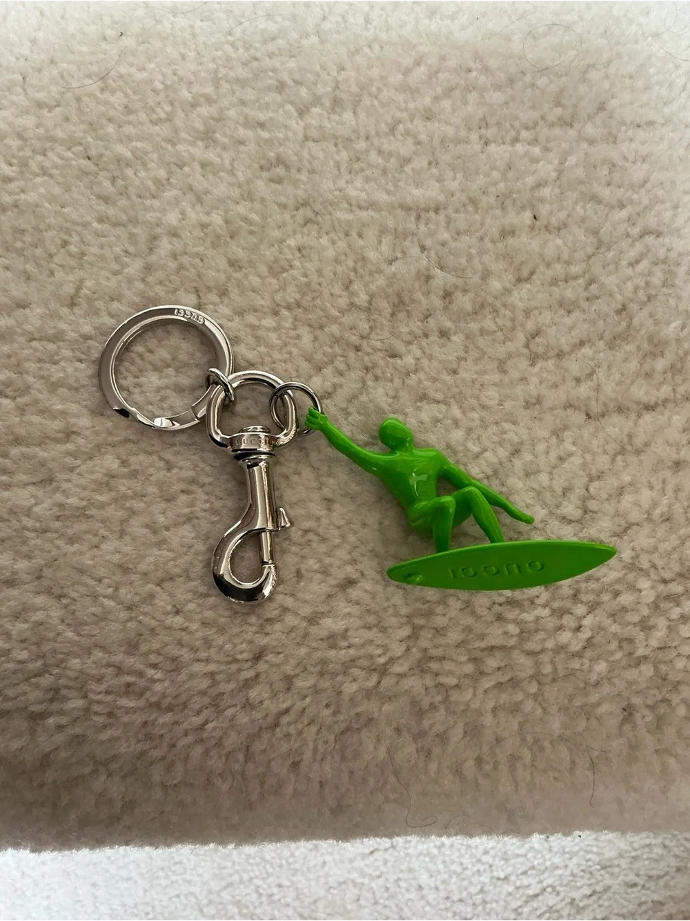 NEW IN BOX GUCCI NEON GREEN CERAMIC SILVER SURFER KEYCHAIN KEY RING FOB